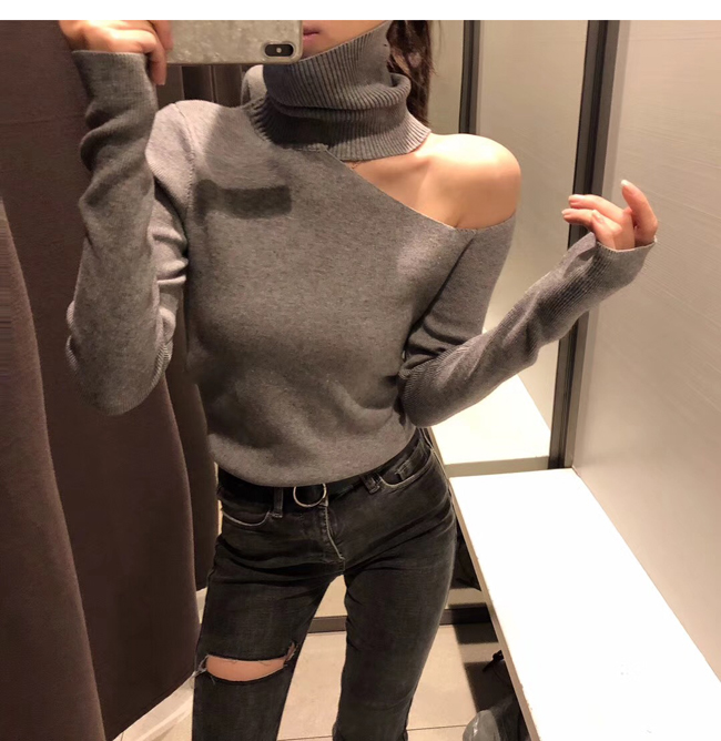 Women's Off Shoulder Knitted Sweater