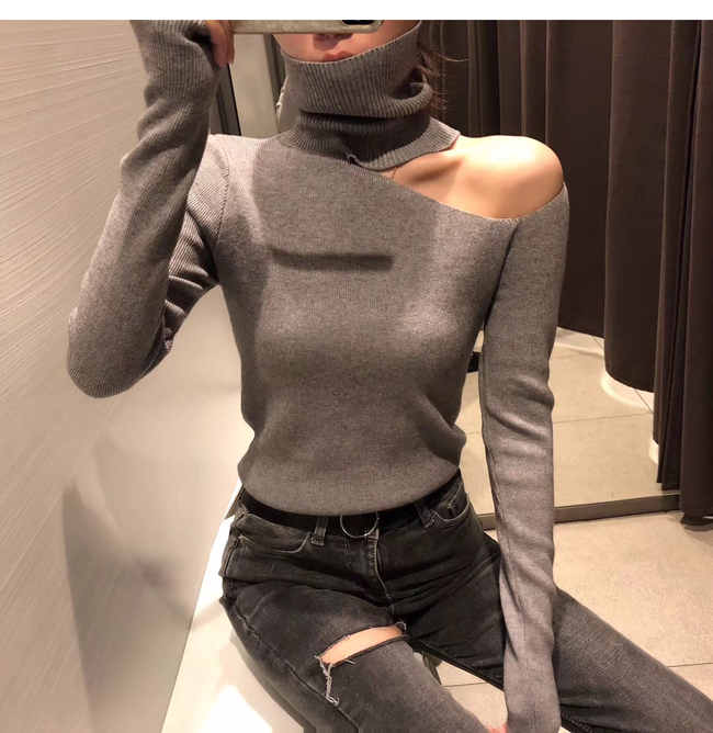 Women's Off Shoulder Knitted Sweater