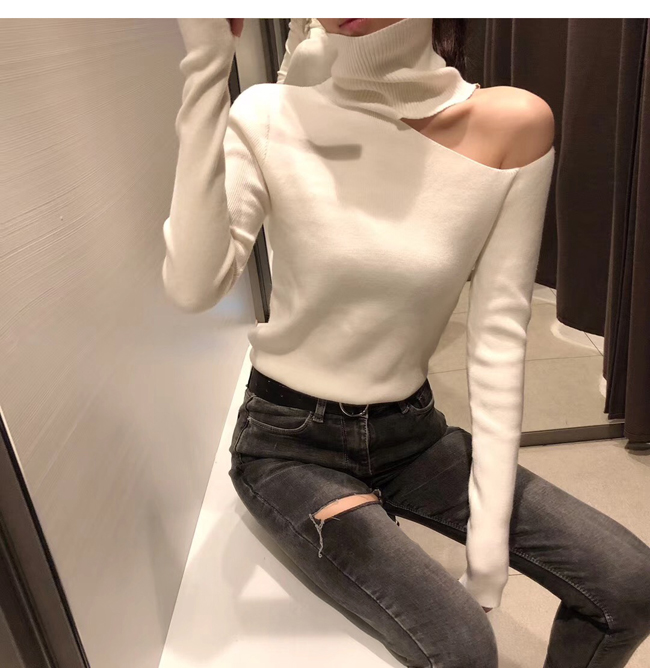 Women's Off Shoulder Knitted Sweater