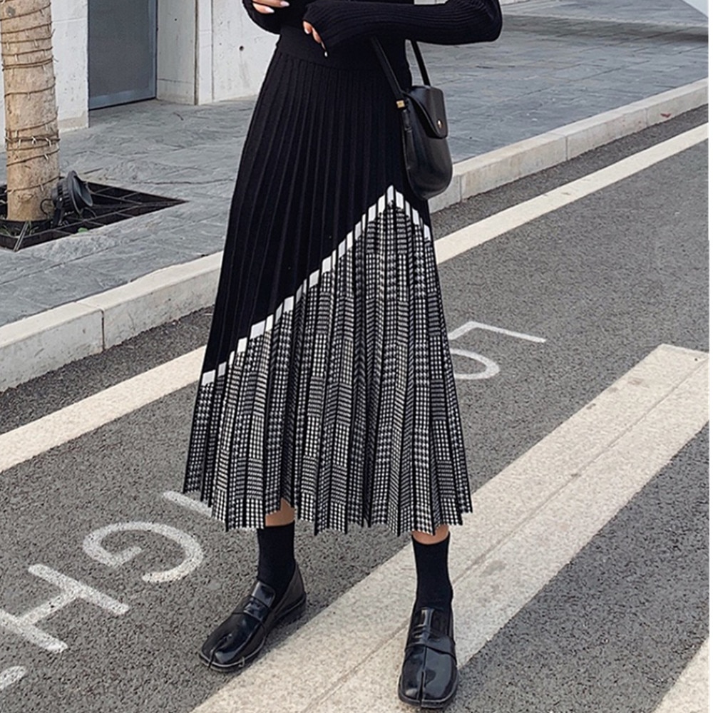 Women's Houndstooth Pleated Midi Skirt