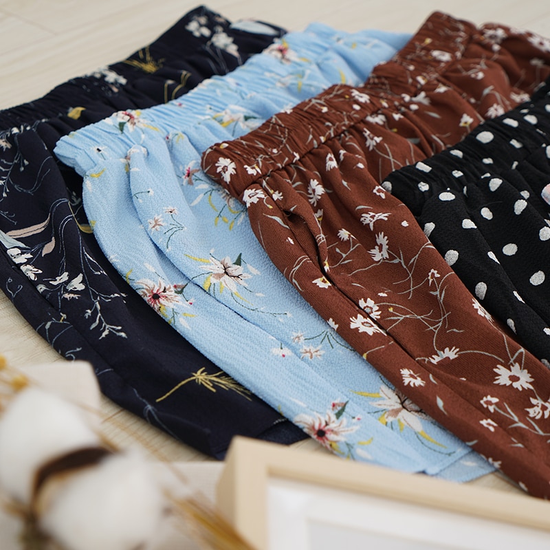 Women's Floral Prinr Chiffon Shorts