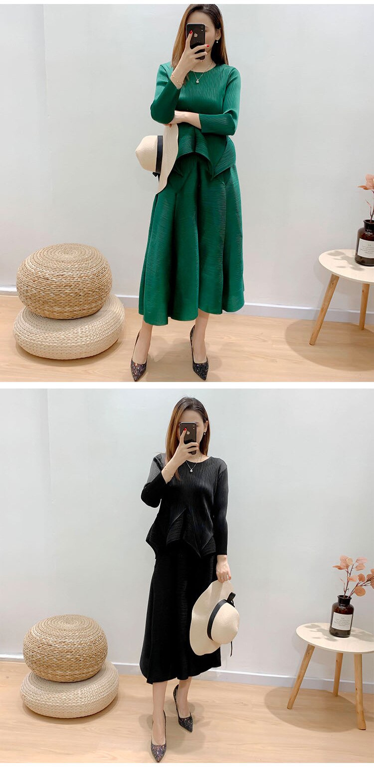 Women's Pleated Loose Pullover with Midi Skirt Set