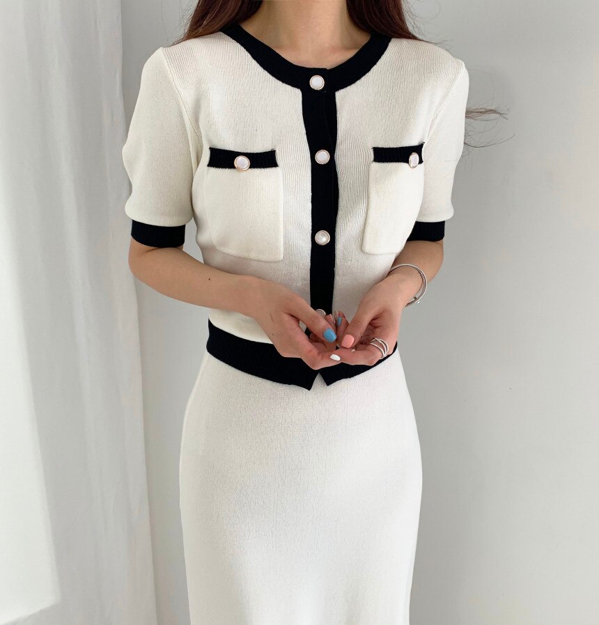 Women's Elegant Knitted Suit