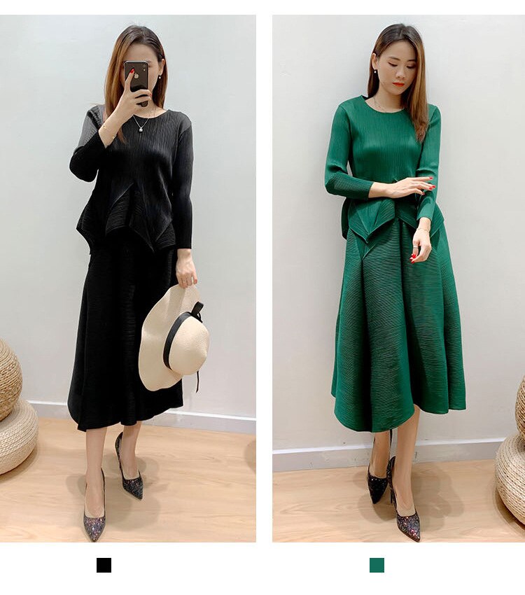 Women's Pleated Loose Pullover with Midi Skirt Set