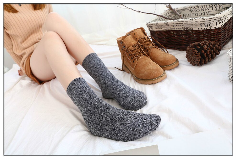 Women's Thick Winter Socks 5 Pairs Set