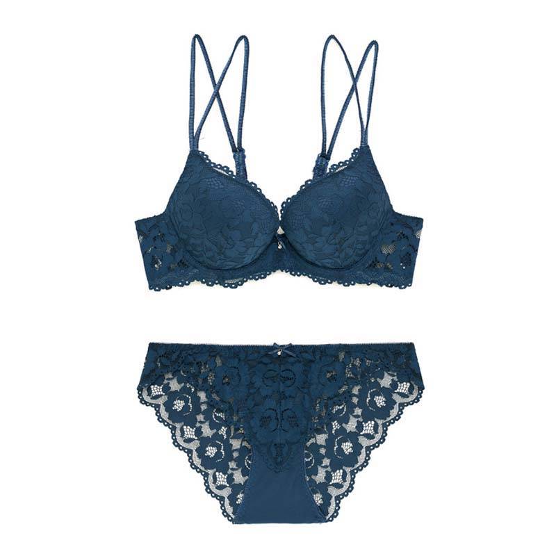 Underwire Plus Size Lingerie Set for Women