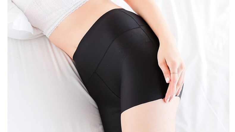 Women's Seamless Slimming Nylon Shorts